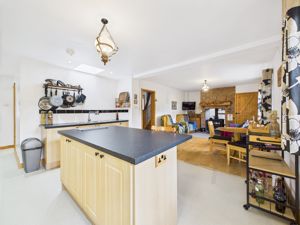 KITCHEN / LIVING ROOM- click for photo gallery